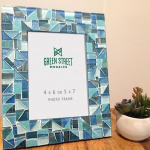 4 x 6 or 5 x 7 Mosaic Picture frame in Aqua, Teal, and Turquoise