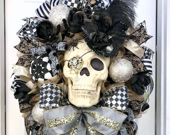 XL Halloween Wreath - Mr Bones Wreath - Wreath for Door - Deco Mesh Wreath - Halloween Decor - Day of the Dead - Skeleton Wreath