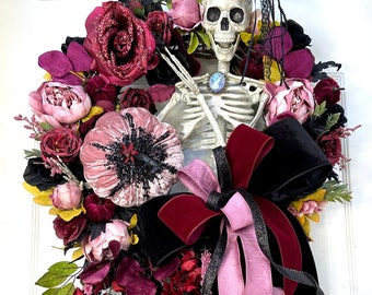 Halloween Wreath for Door - Skeleton Decor - Glam Halloween Decor- Skull Wreath - Fall Wreath - Fall Decor - Gothic Decor - Mr Bones