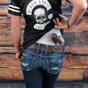 1911 holster
leather holster
IWB Holster
OWB Holster
Ambidextrous Holster
Glock holster
M&P Holster
Beretta m9 holster
sig sauer holster
appendix carry holster
custom holster
