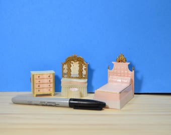 Rare 1:24 Scale Petite Princess Dressing Table, Ottoman, Dresser and Bed - Vintage