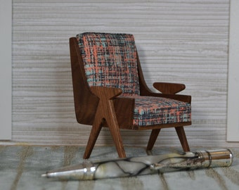 Miniature 1:12 Scale Mid-Century Modern Styled Chair for a Dollhouse