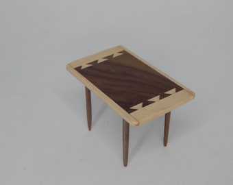 1:12 Scale Miniature Lane Acclaim Inspired End Table - For a dollhouse