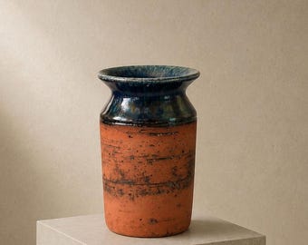 Magnus Heglund "Byxelkrok" Brutalist Stoneware Miniatural Vase – c. 1972–1979