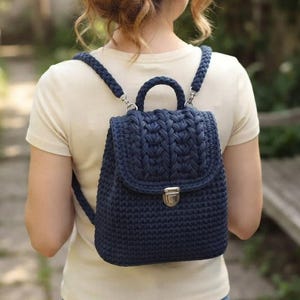 Crochet Drawstring Backpack Pattern, Navy T-shirt Yarn Bag (PDF)