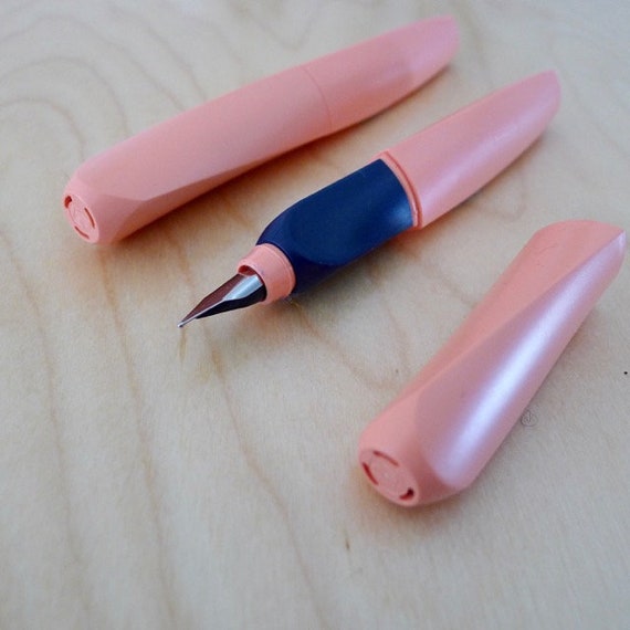 Pelikan Twist® Fountain Pen /"Ultra Violet/" Nib M