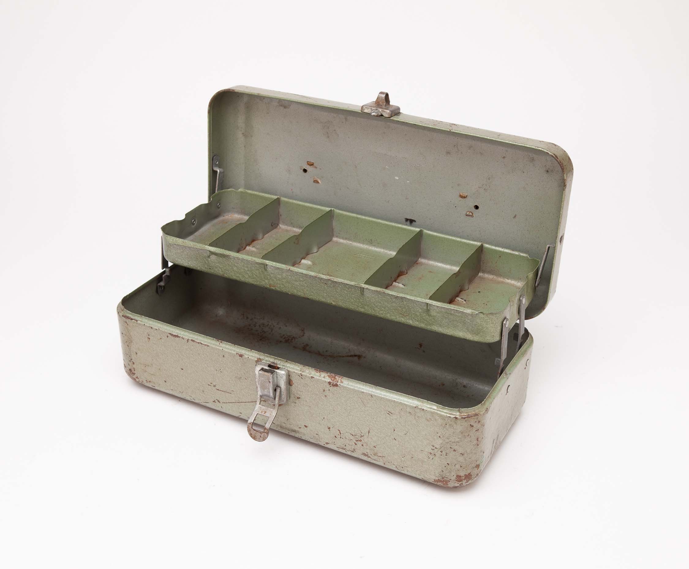 MY BUDDY Vintage Tackle Box - 1 Tray Model - Original Green Painted Finish  - Circa 1960's