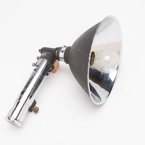 HEILAND SYNCHRONAR Camera Flash - Huge 8.5&quot; Reflector - 1950s - Press Camera Flash