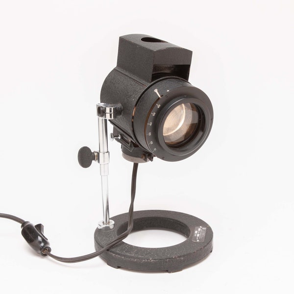 Cool Vintage Light - AMERICAN OPTICAL - Model 370 - 1940's Spotlight with Adjustable Aperture