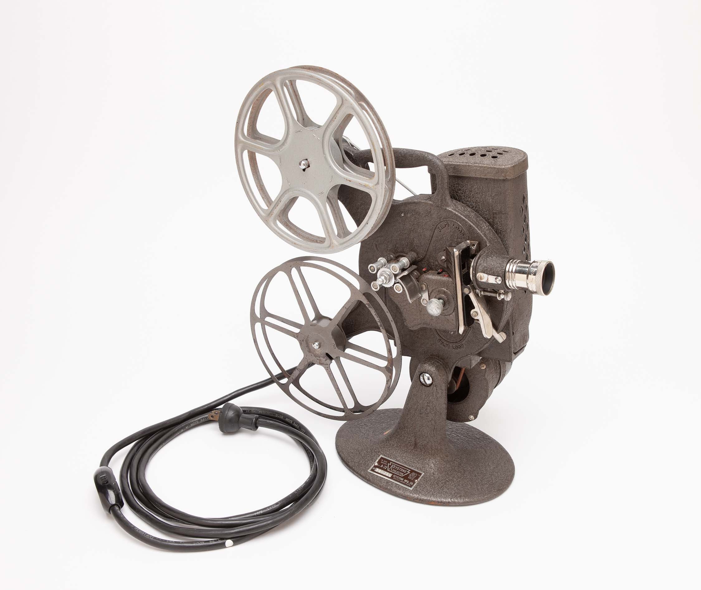 KEYSTONE A72 PROJECTOR 1940's 16mm Projector Mechanical Masterpiece With  Beautiful Deco Styling Working 