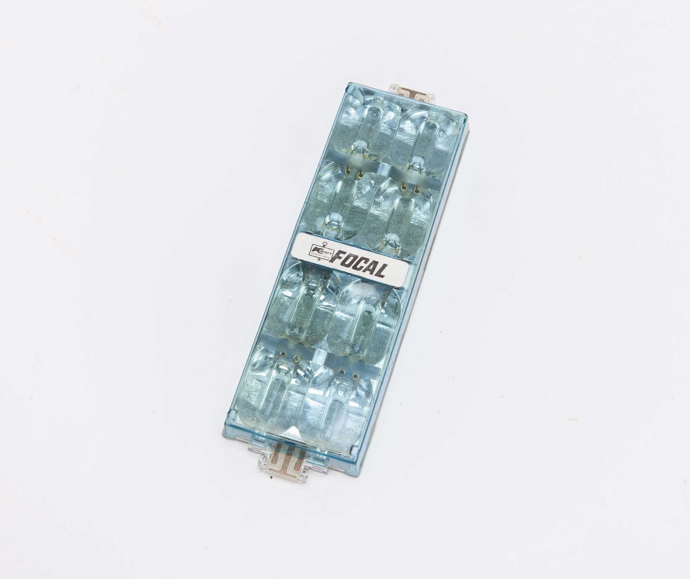 FOCAL FLIP FLASH - Flash Bar - 8 Flashes per Bar - Vintage