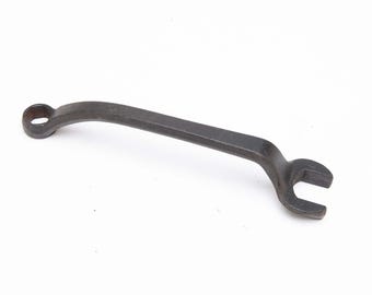 1920&#39;s Antique FORD USA Auto Wrench - M-01A-17017 - Vintage Tools - Ford Script