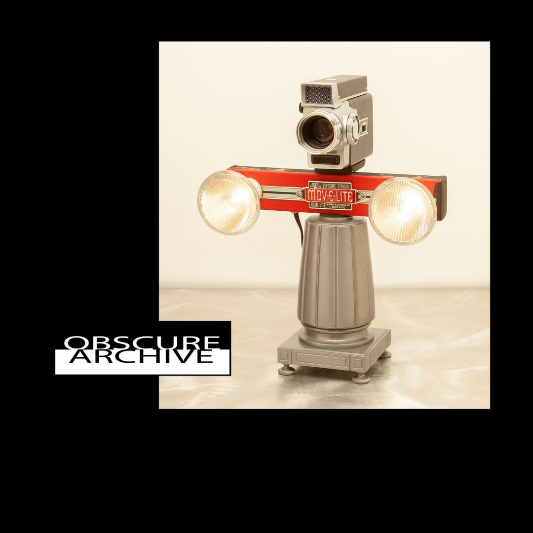 MOVIE CAMERA LAMP 2 1960's 8mm Kodak Camera & Acmelite Light Bar