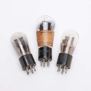 3 Vintage 1930&#39;s Vacuum Tubes  - &quot;Globe&quot; Shape Radio Tubes -  - Cool Display - Steampunk Project Parts