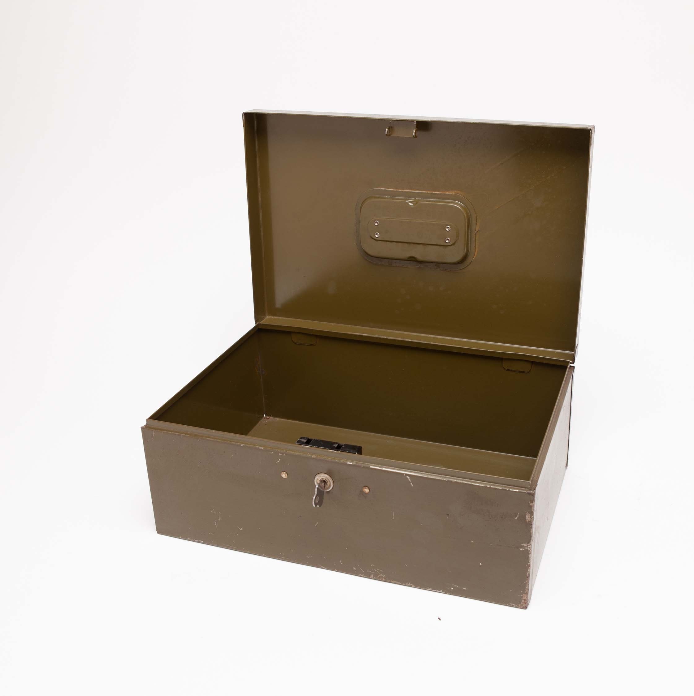 ART STEEL BOX Small Dark Green Metal File Box Locking With Original Key 2 