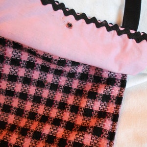Pink and Black wool look cotton blend plaid purse handbag with shoulder strap image 3