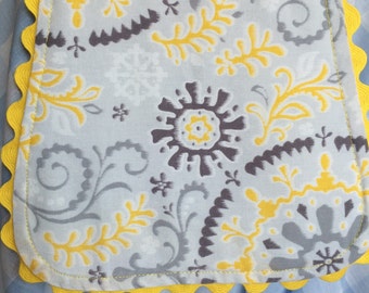 Adorable Yellow and grey print burp cloth with fun yellow ric rac trim *free shipping *