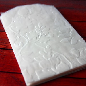 25 Floral Embossed Glassine Favor Bags