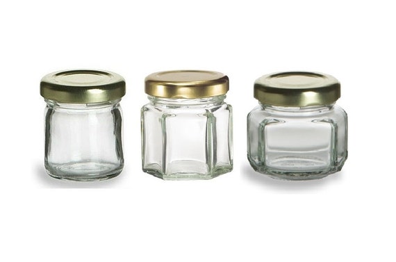 250 Pcs 1.5 Oz Mini Glass Jars for DIY Wedding Jam Jelly Honey