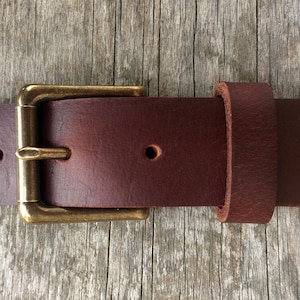 Brown leather work belt Brass roller buckle Full grain leather belt Solid brass buckle Mens leather belt Real leather belts Mens belts