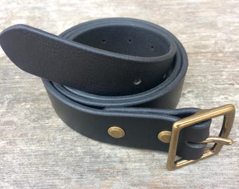 Black leather belt Solid brass buckle Mens belt Womens belt Custom leather belt Full grain leather belt Custom Black belt The Umpqua belt