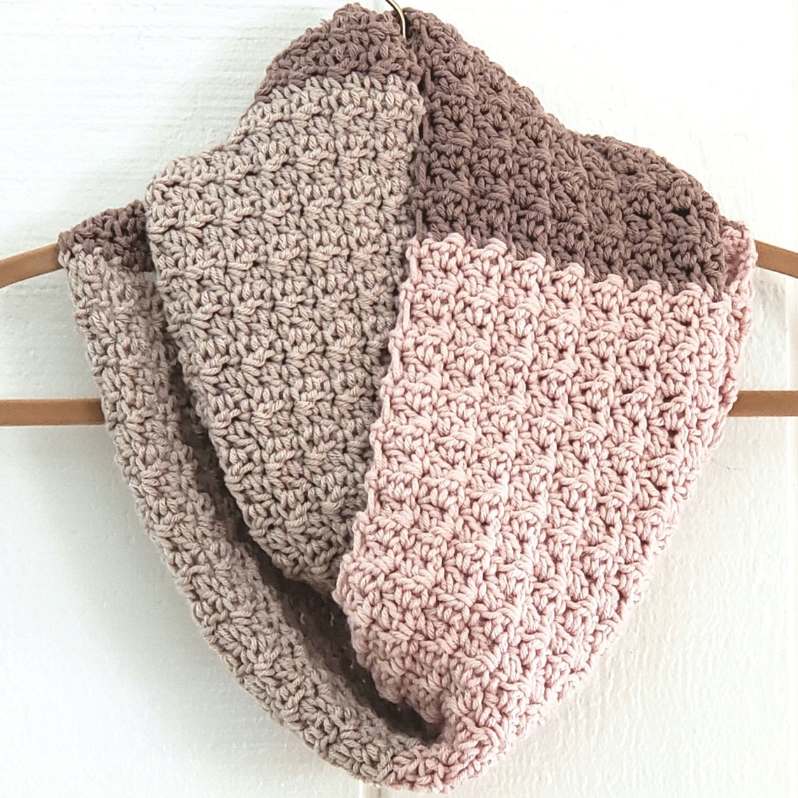 Color Block Infinity Scarf - DIY Crochet Circle Scarf PATTERN (PDF ...
