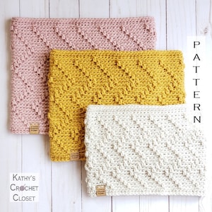 Crochet Cowl PATTERN - Zigzag Cowl - Mommy and Me Cowls - Winter Infinity Scarf Pattern- Womens Child Toddler Scarf Pattern