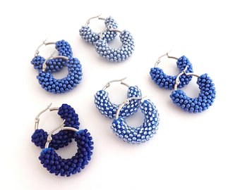 Orecchini Cerchio piccoli Blu, Cerchi blu scuro, Orecchini blu intenso, Orecchini blu cobalto, Accessori blu, Idea Regalo Natale