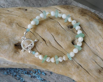 Real Sea Glass Bracelet. Shell and aqua sea glass.