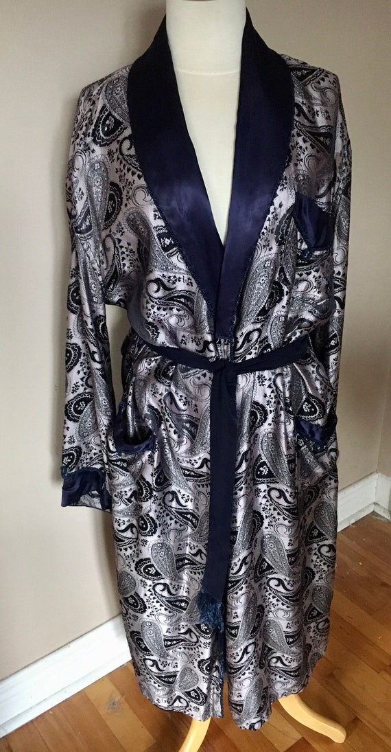 Vintage Smoking Jacket Robe Metallic Paisley