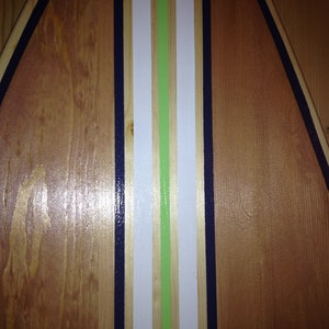 6 Foot Wood Hawaiian natural wood also stained with multiple stripes Surfboard Wall Art Decor or Headboard sign Bild 6