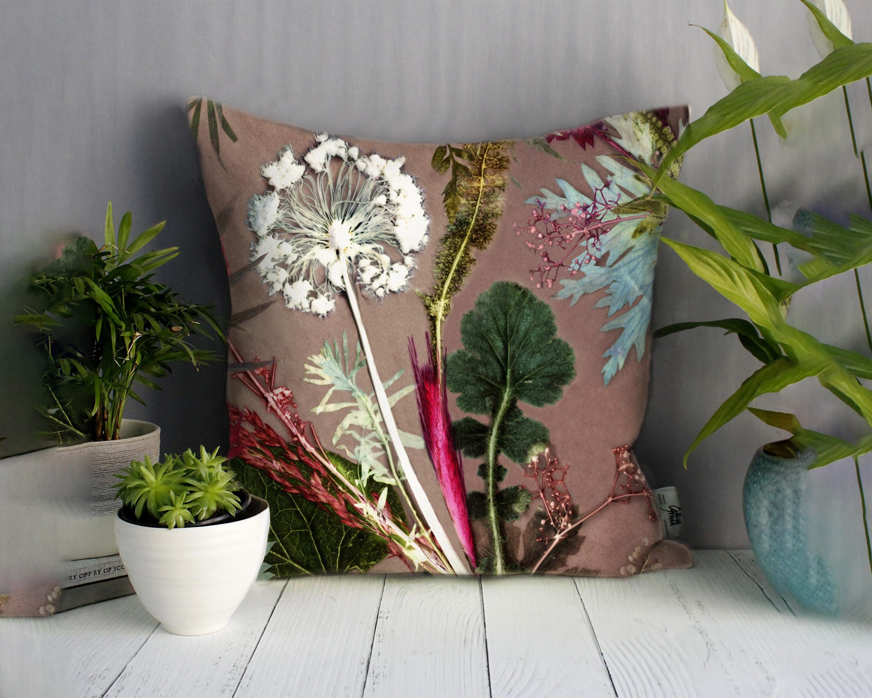 Coussin Botanique Floral Fait à La Main, Conception Tropicale de Crépuscule, Intérieurs Maison Compl