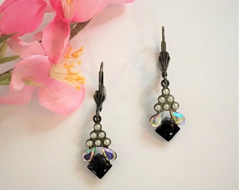 girl girl woman vintage gift vintage jewelry women gift Tongs Vintage scarf Valentines Day gift women brooch jewelry jewelry gift
