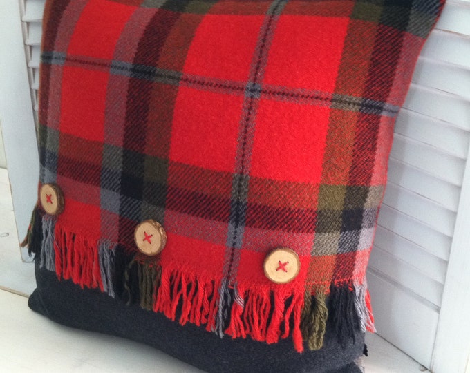Vintage Wool Blanket Red Plaid Pillow With Wooden Buttons Etsy