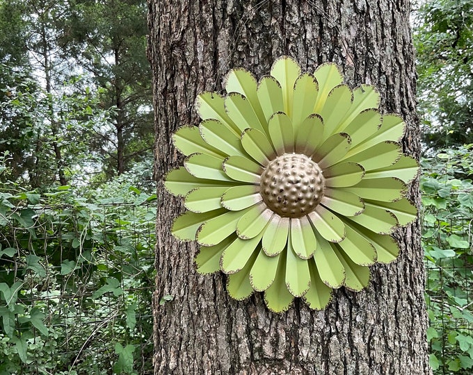 Wire Hanging Metal Zinnia, Avocado Green Metal Flower Wall & Fence Art