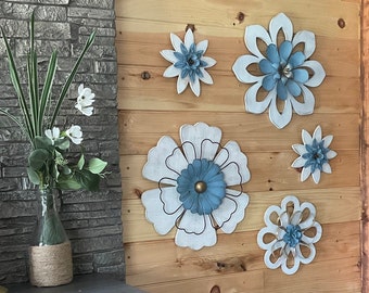 Farmhouse Flower Wall Decor Set of 5 - Wood & Metal White/Blue Flower Wall Art - Indoor Home Decor