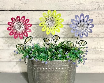 Set of 3 Wiggly Glittered Flower on a Spring Yard Stake 22" x 7” -  Metal Flower Pot/Garden Stake - Metal Yard Art