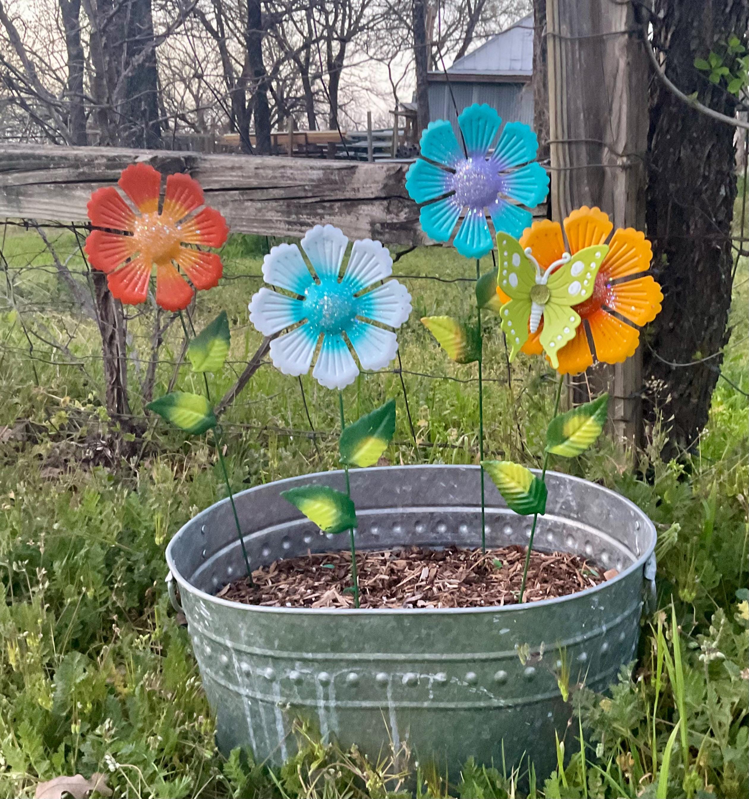 Set of 4 Fun Flower Stakes 21