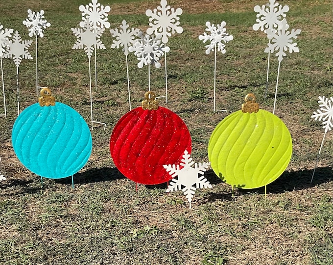 3 Christmas Ball Ornament Yard Stakes 12 Wide Blue Red Lime Metal 3 Christmas Ball Ornament Yard Stakes 12 Wide Blue Red Lime Metal