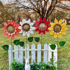 3 Ft Tall Sunflower Yard Stake Pick Your Color - Orange Red Yellow White Sunflower Garden Decor- Metal Yard Art