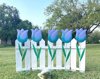 Teal & Lavender TULIP Stakes / 23" Tall Metal TULIPS/ Hand Painted Blue Purple Flower Garden Stakes/Metal Yard Art/Tulip Garden Art