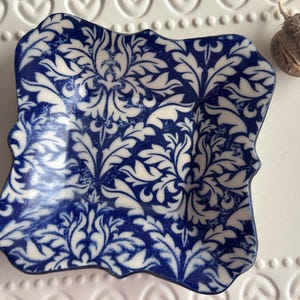 Damask Dish, Womens Jewelry Storage, Blue Ring Dish, Contemporary Trinket Tray, Porcelain Tray