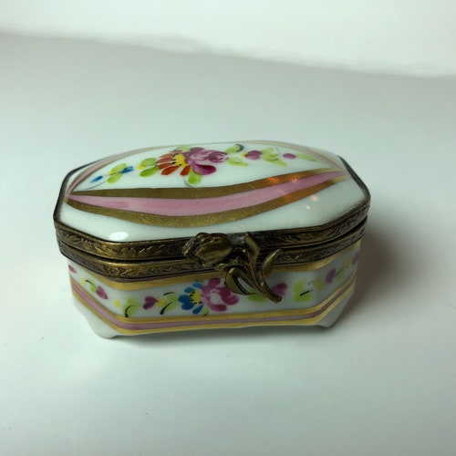 Rochard Beehive With Bee Limoges Box Etsy