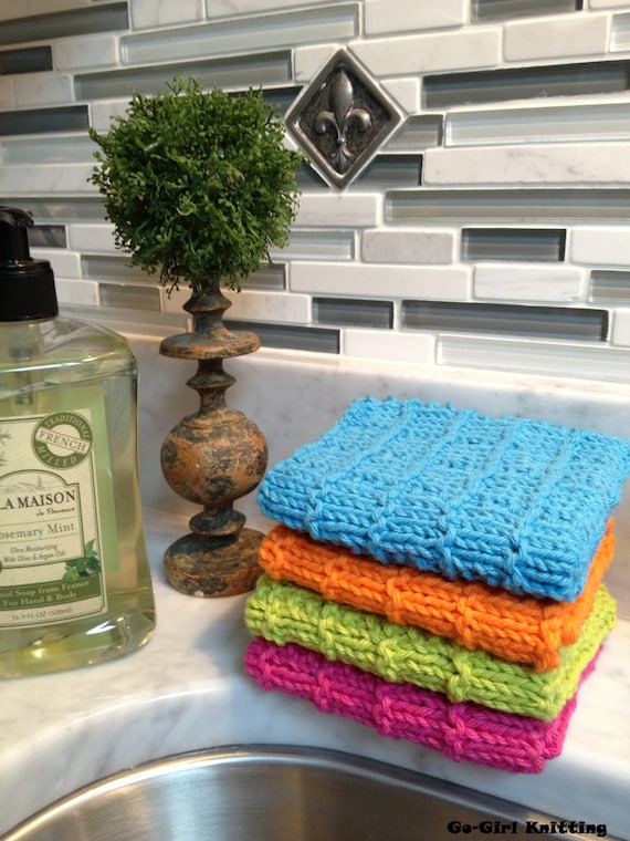 Items similar to Knitted Dish Cloths Set of 4 on Etsy