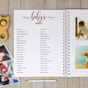 Libro del primer año del bebé - Diario del bebé - Libro de recuerdos personalizado de tapa dura - Bebé niño o niña - Luna y estrellas imagen 5
