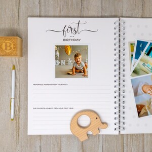 Libro del primer año del bebé - Diario del bebé - Libro de recuerdos personalizado de tapa dura - Bebé niño o niña - Luna y estrellas imagen 9