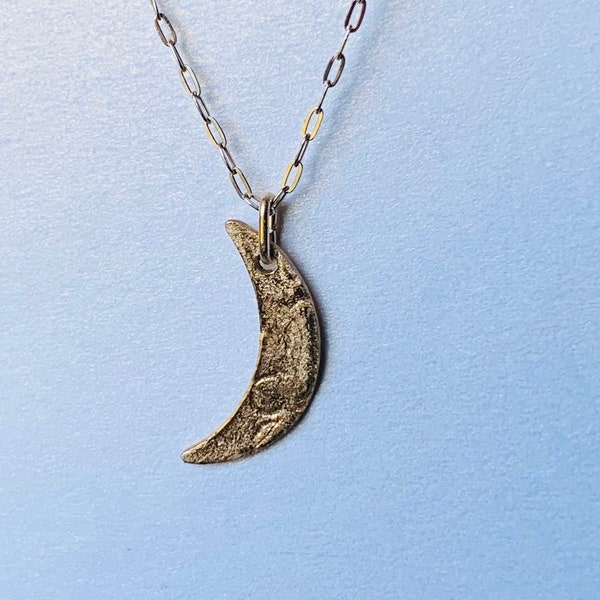 Bronze crescent moon pendant necklace