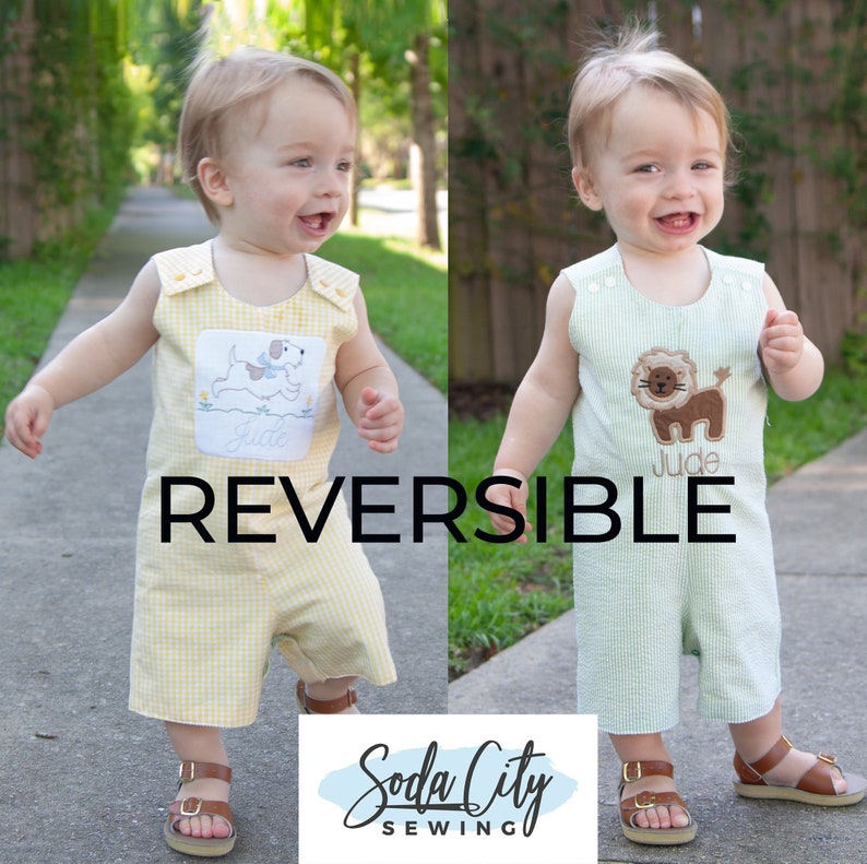 Conjunto Jon Jon de verano para niño: mono corto reversible de cuadros vichy y seersucker, con monograma y aplique de cachorro de león para bebés o niños pequeños. imagen 1