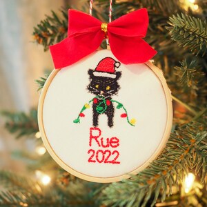 Black Cat Gift - Customized Christmas Ornament for Calico, Tabby, Solid or Striped Cats- Personalized Gift for New Kittens Cat Lover Gift