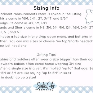 Op de afbeelding: Maatinformatie voor babykleding, inclusief een maattabel voor shirts, rompers, broeken en shorts. De tekst bevat ook cadeautips voor baby's en peuters.